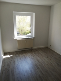 Kinderzimmer EG rechts.jpg